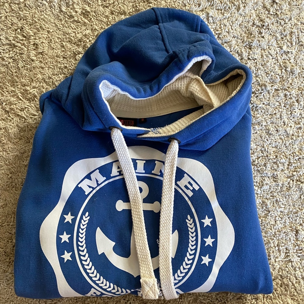Maine Hoodie